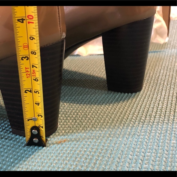 Womens designer shoes - Picture 6 of 8